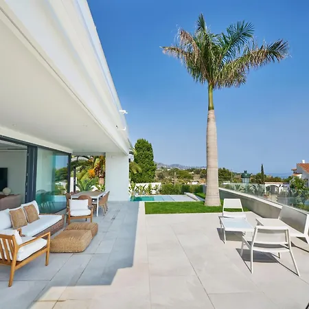 Sea Gardens Villa *