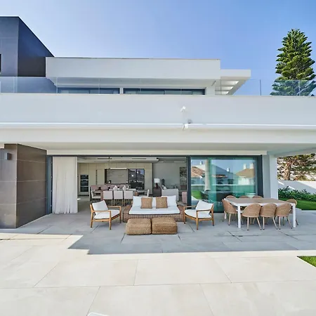 וילה Sea Gardens *