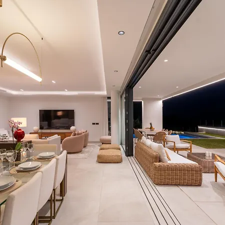 Sea Gardens Вилла *