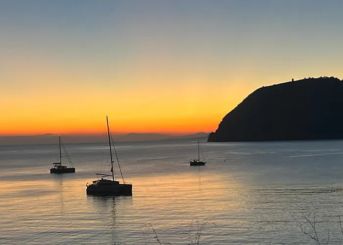 Sea Gardens וילה