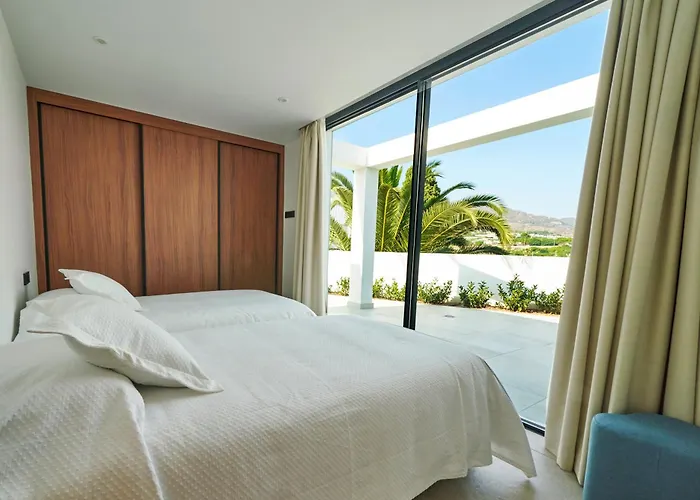 Sea Gardens וילה נרחה